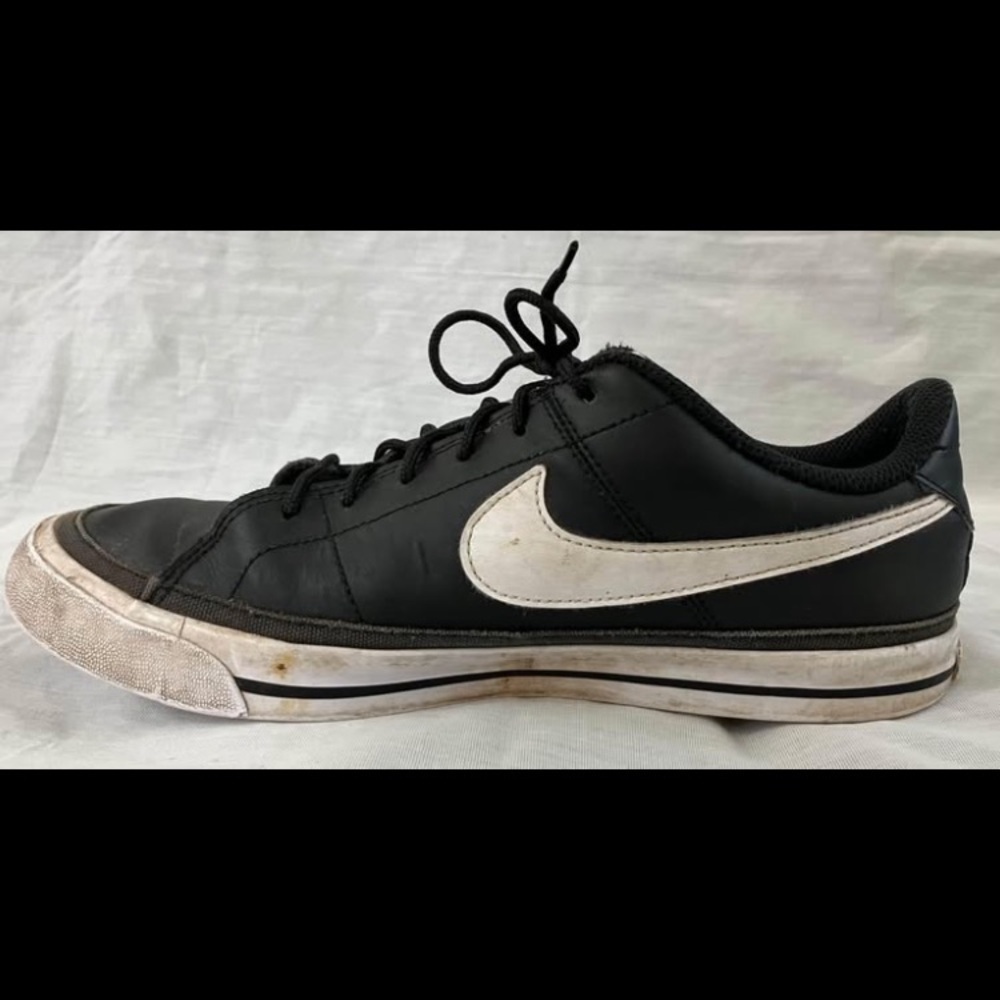 Nike youth size 6Y (big boys / girls) Boys Court Legacy DA5380-002 - Picture 2 of 11